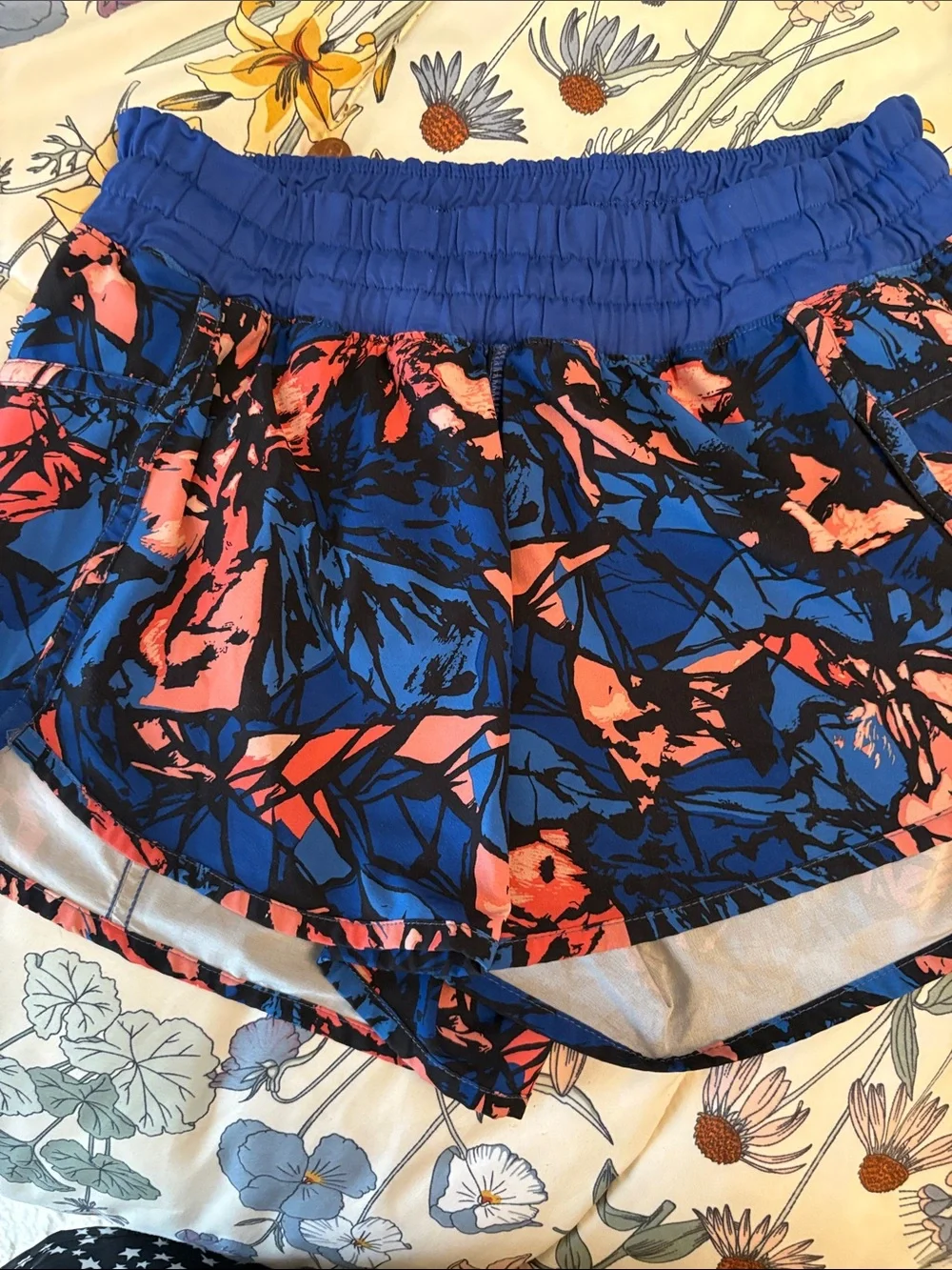 lululemon athletica Blue and Coral Abstract Print Athletic Shorts